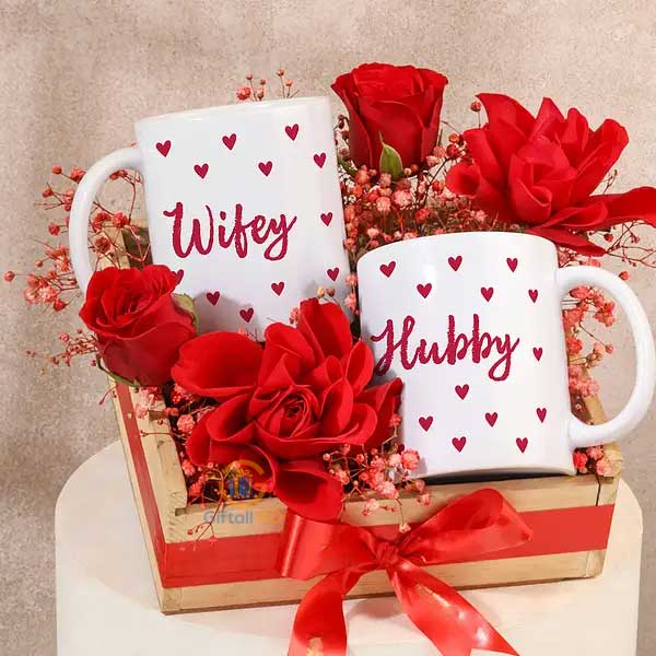 Romantic Wifey & Hubby Mug Crate with Roses