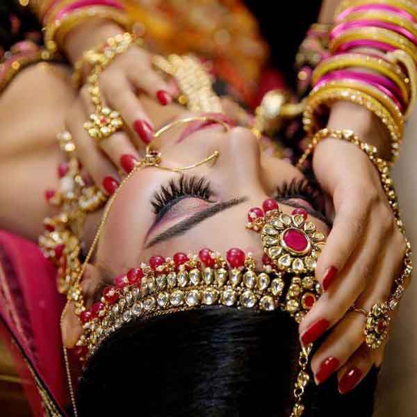 Bangles & Ornaments for women's